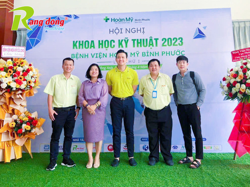 Hội nghị khoa học kỹ thuật về y tế tại thành phố Đồng Xoài, do Bệnh viện Hoàn Mỹ Bình Phước tổ chức